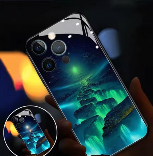 Klippen, Wasserfälle und Horizont – Atemberaubende Natur für dein iPhone