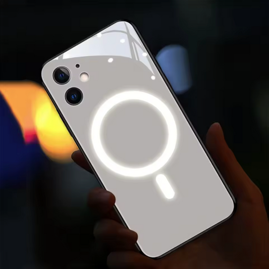 Weiße Eleganz mit Apple Leuchtring – Stilvoller Schutz für dein iPhone