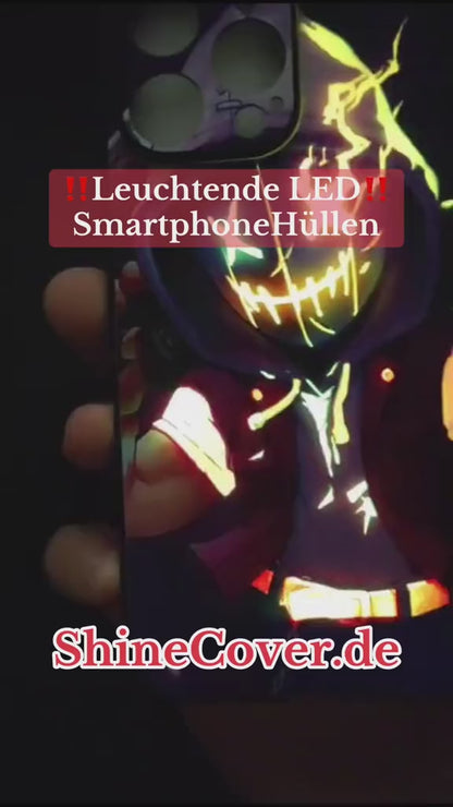 Dunkler See mit Grünen Inseln – Mystik und Verspieltheit für dein Smartphone